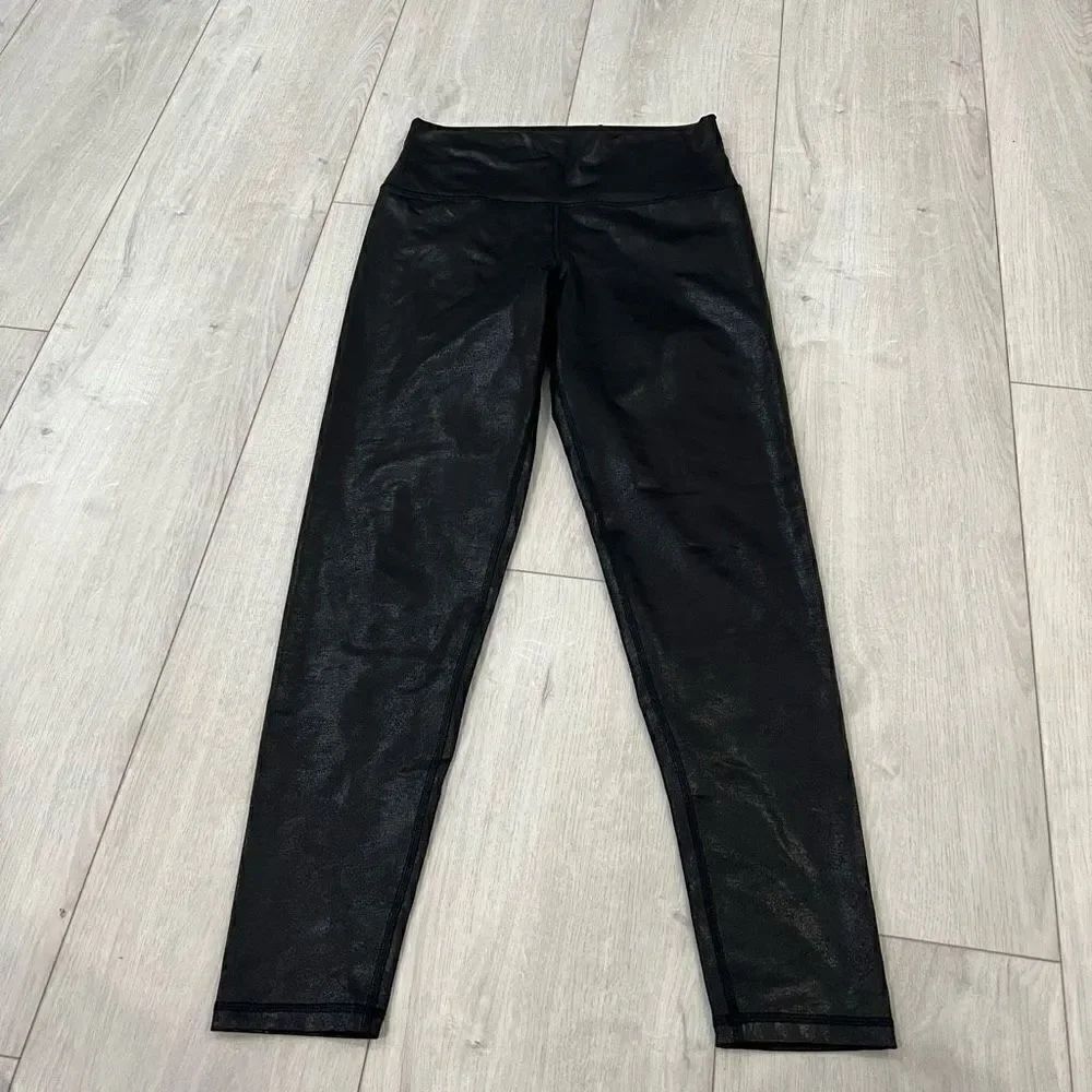 Aerie women’s leather leggings size L